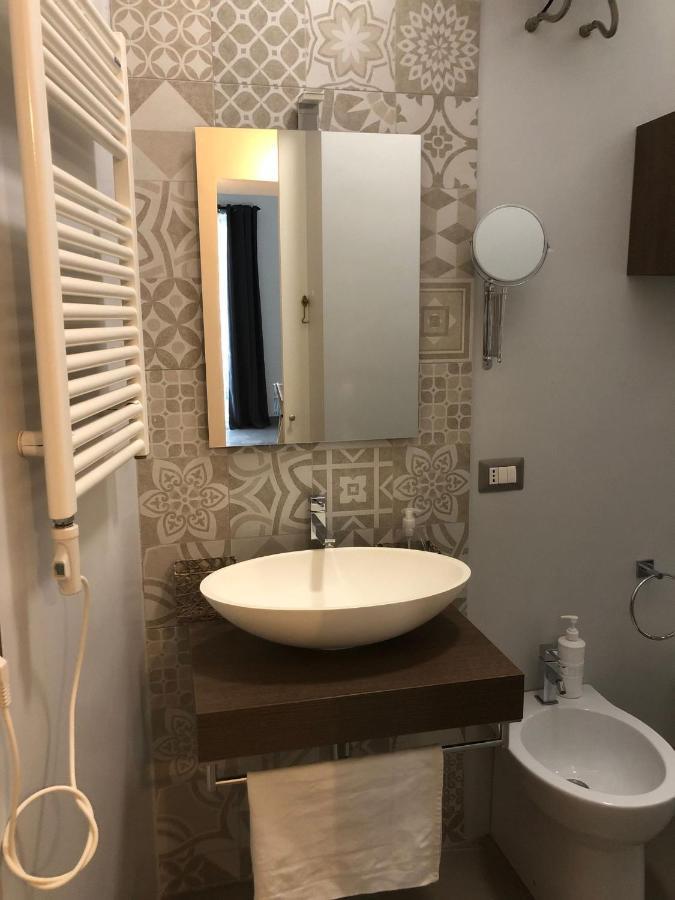 City Center Apartment Da Felu Palermo Esterno foto