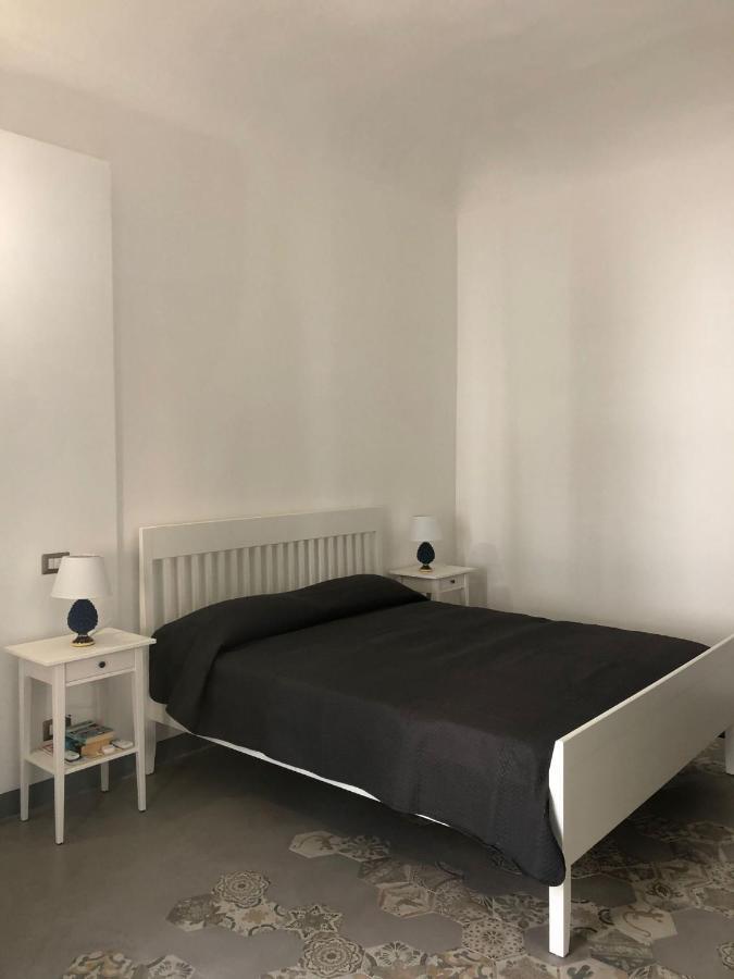 City Center Apartment Da Felu Palermo Esterno foto