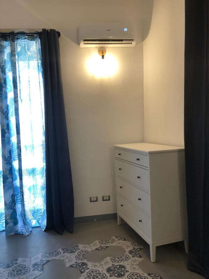 City Center Apartment Da Felu Palermo Esterno foto