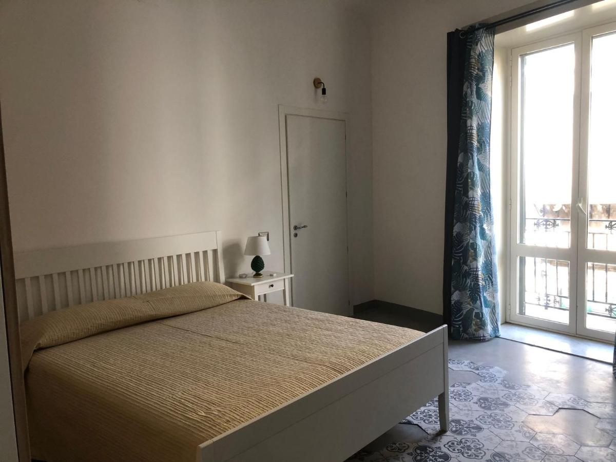 City Center Apartment Da Felu Palermo Esterno foto