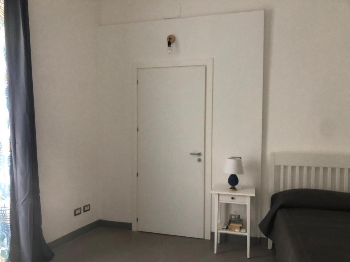 City Center Apartment Da Felu Palermo Esterno foto